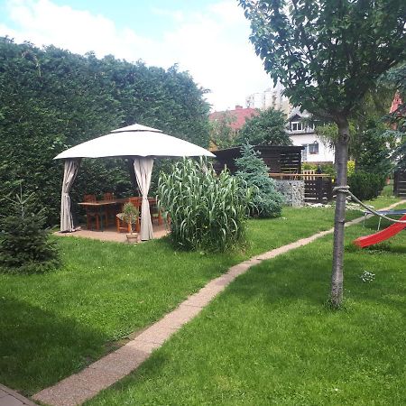 Aranypatak Apartmanhaz سزومباثيلي المظهر الخارجي الصورة