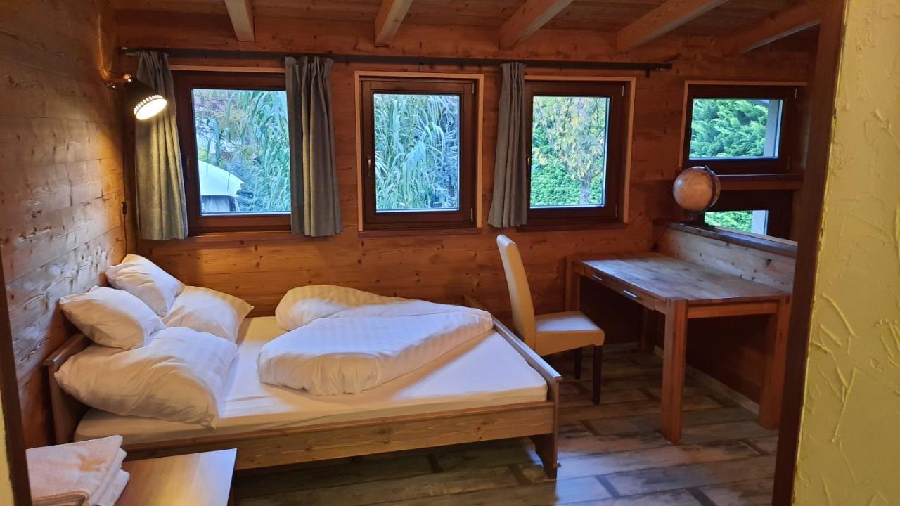 Aranypatak Apartmanhaz سزومباثيلي المظهر الخارجي الصورة